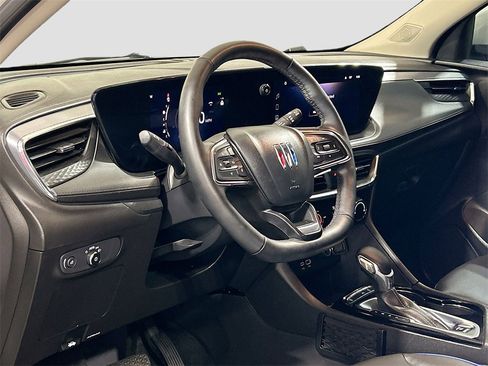 Used 2025 Buick Encore GX Sport Touring w/ Advanced Technology Package image 7