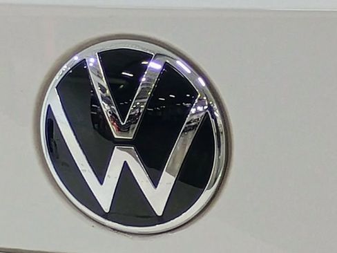 Used 2023 Volkswagen Atlas SE image 7