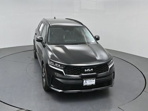 Used 2023 Kia Sorento S w/ Panoramic Sunroof Package FWD image 39