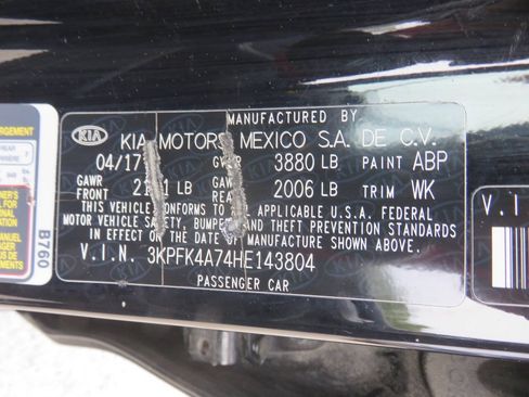 Used 2017 Kia Forte LX FWD image 35
