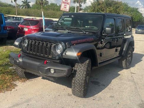 Used 2024 Jeep Wrangler Unlimited Rubicon w/ Safety Group AWD/4WD image 1
