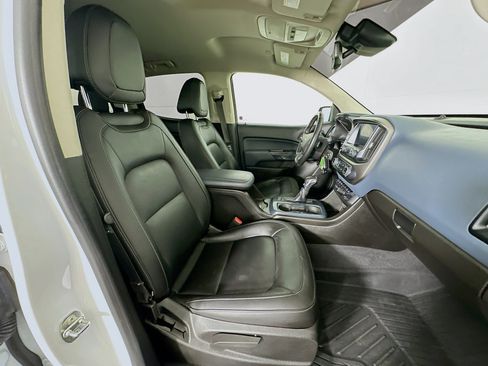 Used 2022 Chevrolet Colorado Z71 w/ Safety Package image 29