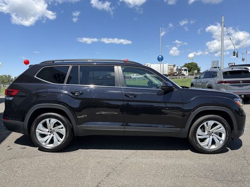 Certified 2023 Volkswagen Atlas SE AWD/4WD image 3