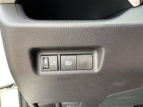 Used 2025 Toyota RAV4 XLE image 44