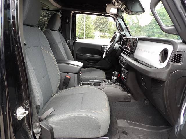 Used 2024 Jeep Gladiator Sport AWD/4WD image 20