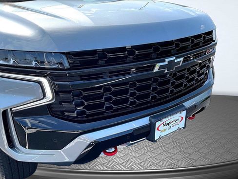 Used 2023 Chevrolet Tahoe Z71 w/ Luxury Package AWD/4WD image 30