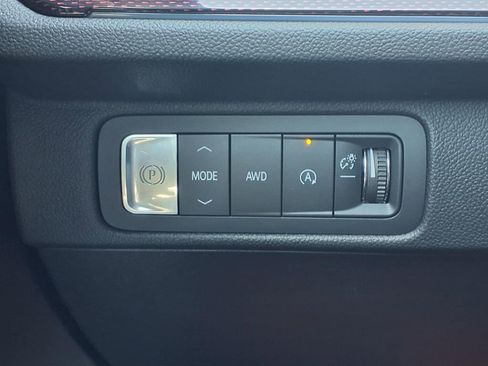 New 2026 Chevrolet Traverse Z71 image 9