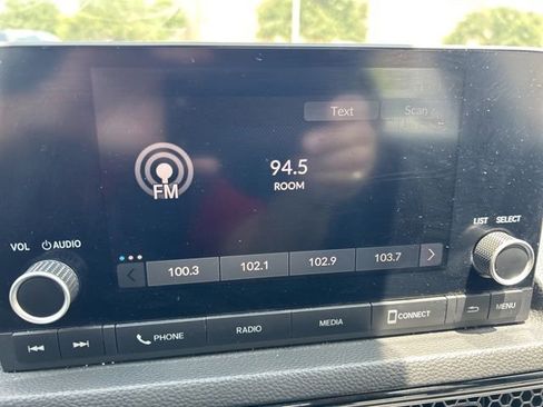 Used 2023 Honda Civic Sport image 11