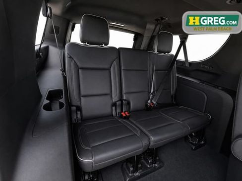 Used 2025 GMC Yukon XL Elevation RWD image 15