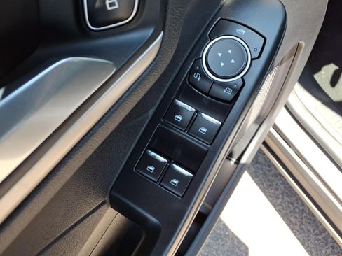 Used 2022 Ford Escape SEL FWD image 21