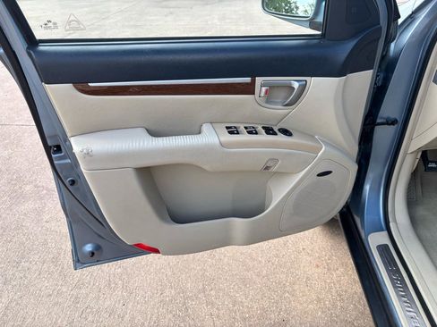 Used 2009 Hyundai Santa Fe Limited image 12