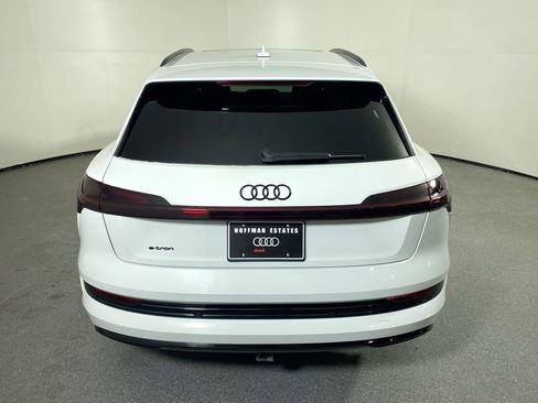 Certified 2022 Audi e-tron Premium w/ Convenience Plus Package AWD/4WD image 34