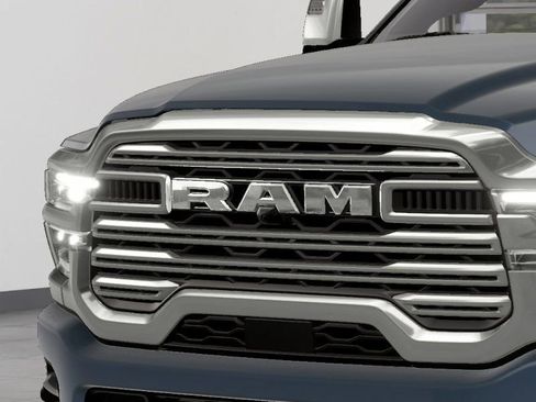 New 2026 RAM 2500 Laramie AWD/4WD image 10