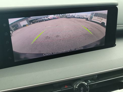 Certified 2025 Nissan Murano SV FWD image 10