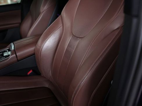 Used 2020 BMW X6 xDrive40i w/ Premium Package image 32