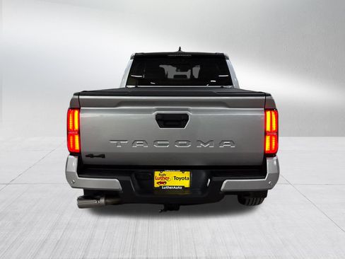 Used 2024 Toyota Tacoma SR5 AWD/4WD image 5