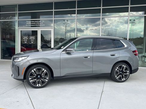 New 2026 BMW X3 xDrive30 w/ Premium Package image 3