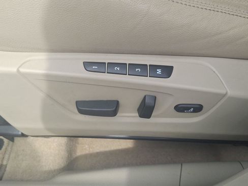 Used 2012 Suzuki Kizashi SE AWD/4WD image 11
