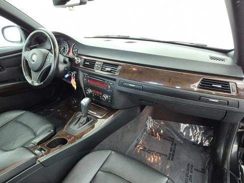 Used 2013 BMW 335i Convertible RWD image 23