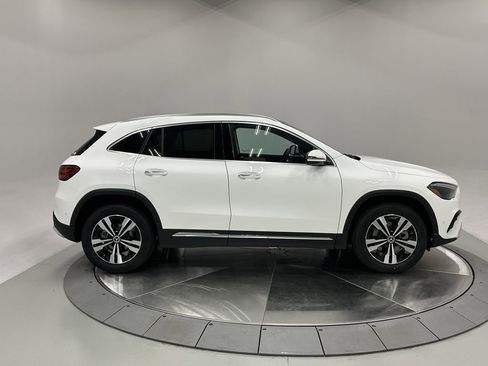 New 2026 Mercedes-Benz GLA 250 image 8