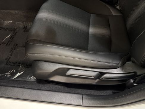 Used 2025 Honda Civic Sport image 16