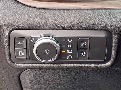 Used 2021 Ford Explorer Limited w/ Hybrid Equipment Group 310A image 6