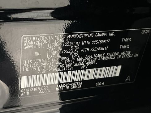 Used 2025 Toyota RAV4 LE FWD image 39