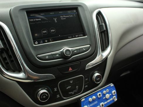 Used 2019 Chevrolet Equinox LT AWD/4WD image 34