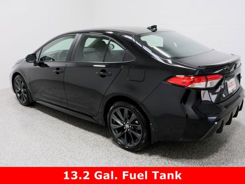 Used 2025 Toyota Corolla SE image 9