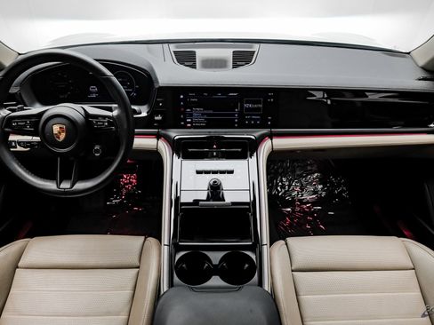 Used 2025 Porsche Panamera Premium Package 21 Sport Desi w/ Premium Package image 29