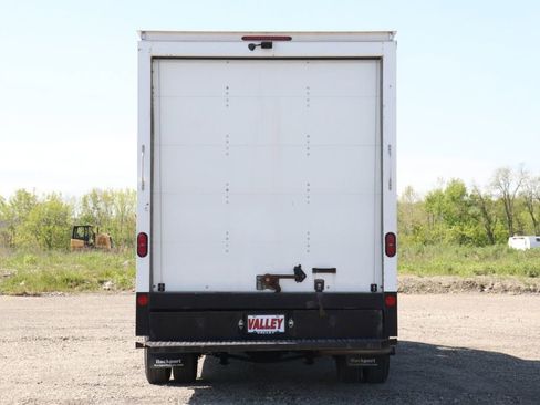 Used 2022 Ford Transit 350 DRW RWD image 7