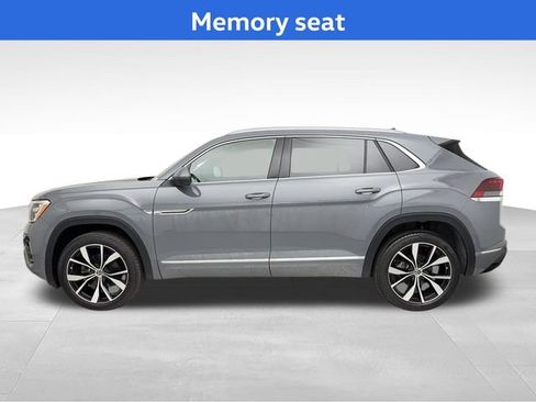 Certified 2025 Volkswagen Atlas Cross Sport SEL Premium R-Line AWD/4WD image 7