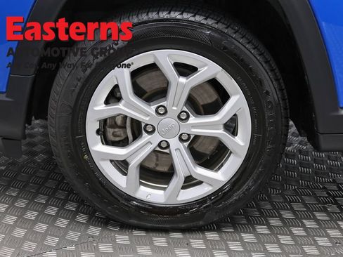Used 2024 Jeep Compass Latitude AWD/4WD image 31