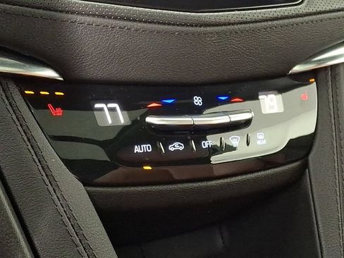 Used 2023 Cadillac XT5 Premium Luxury AWD/4WD image 18
