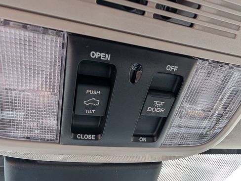New 2026 Honda Odyssey EX-L image 12