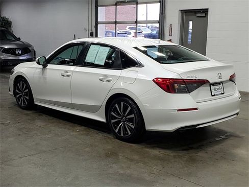 Certified 2023 Honda Civic EX image 6