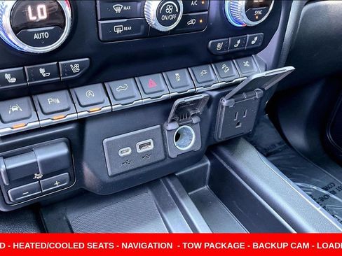 Used 2019 GMC Sierra 1500 Denali w/ Denali Ultimate Package AWD/4WD image 17