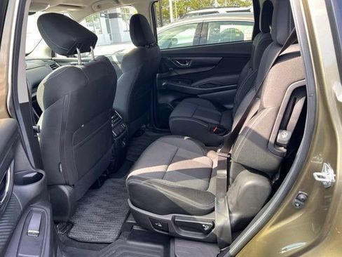 Used 2024 Subaru Ascent Premium w/ Convenience Package AWD/4WD image 13