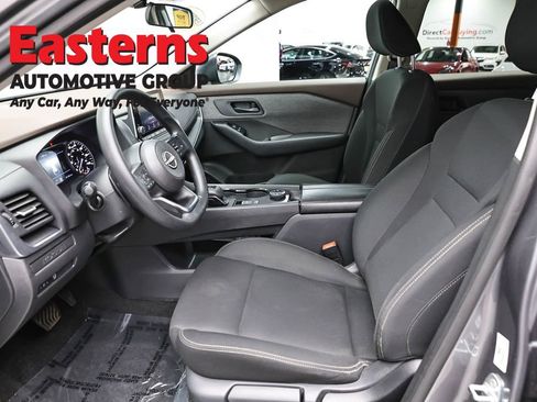 Used 2023 Nissan Rogue S AWD/4WD image 14