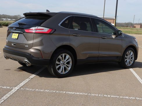 Used 2019 Ford Edge Titanium w/ Cargo Accessory Package image 42