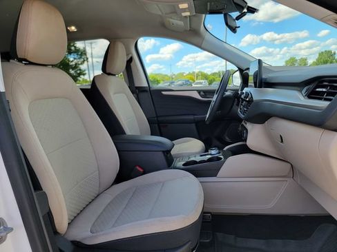 Certified 2022 Ford Escape SE FWD image 24