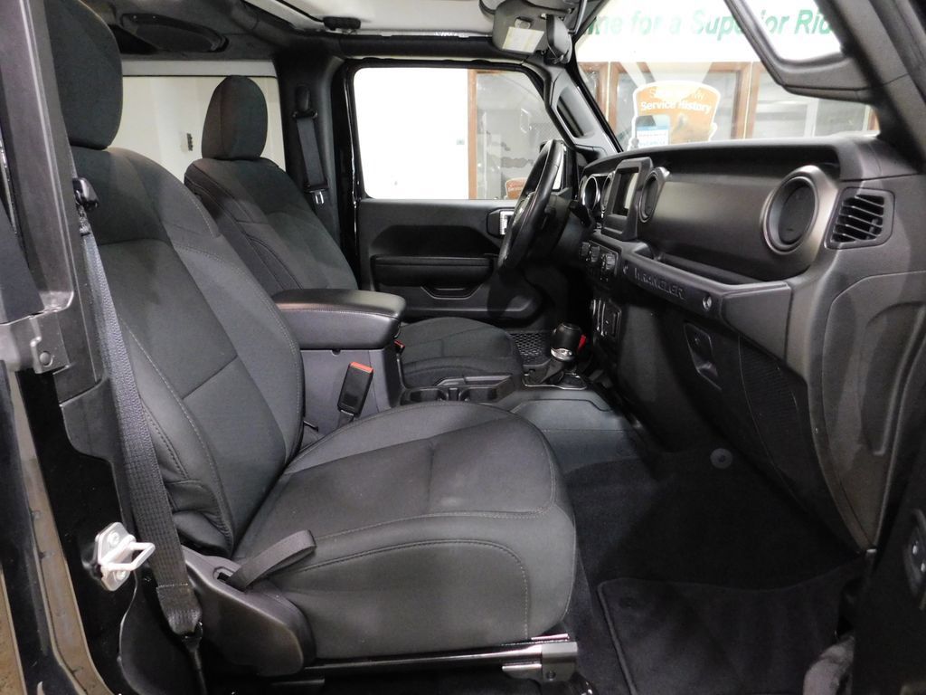 Used 2021 Jeep Wrangler Sport AWD/4WD image 68