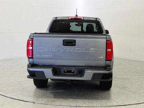 Used 2022 Chevrolet Colorado Z71 AWD/4WD image 6