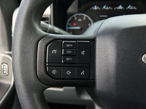 Used 2025 Ford F250 XLT image 14