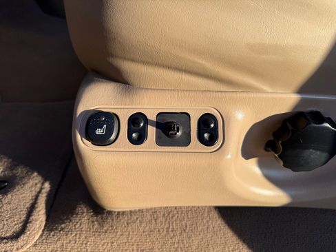 Used 2004 Ford F350 Lariat image 20