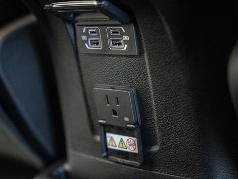 New 2026 Jeep Wrangler Unlimited Rubicon w/ Technology Group image 33