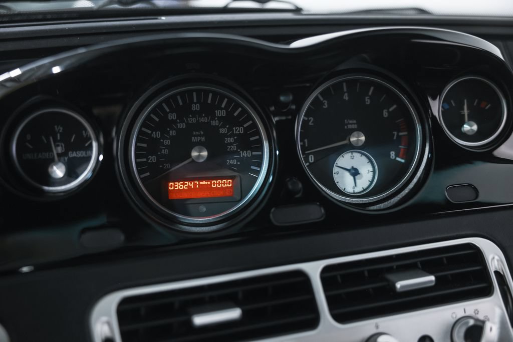 Used 2002 BMW Z8 RWD image 26