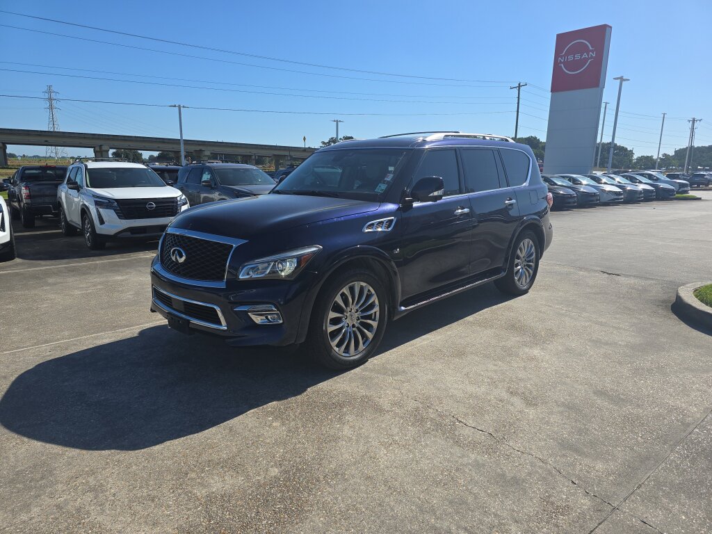 Used 2017 INFINITI QX80 4WD w/ Driver Assistance Package image 2