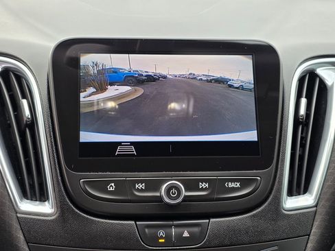 Used 2020 Chevrolet Malibu LT image 22