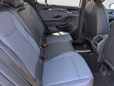 New 2026 Volkswagen Tiguan SE R-Line FWD image 28